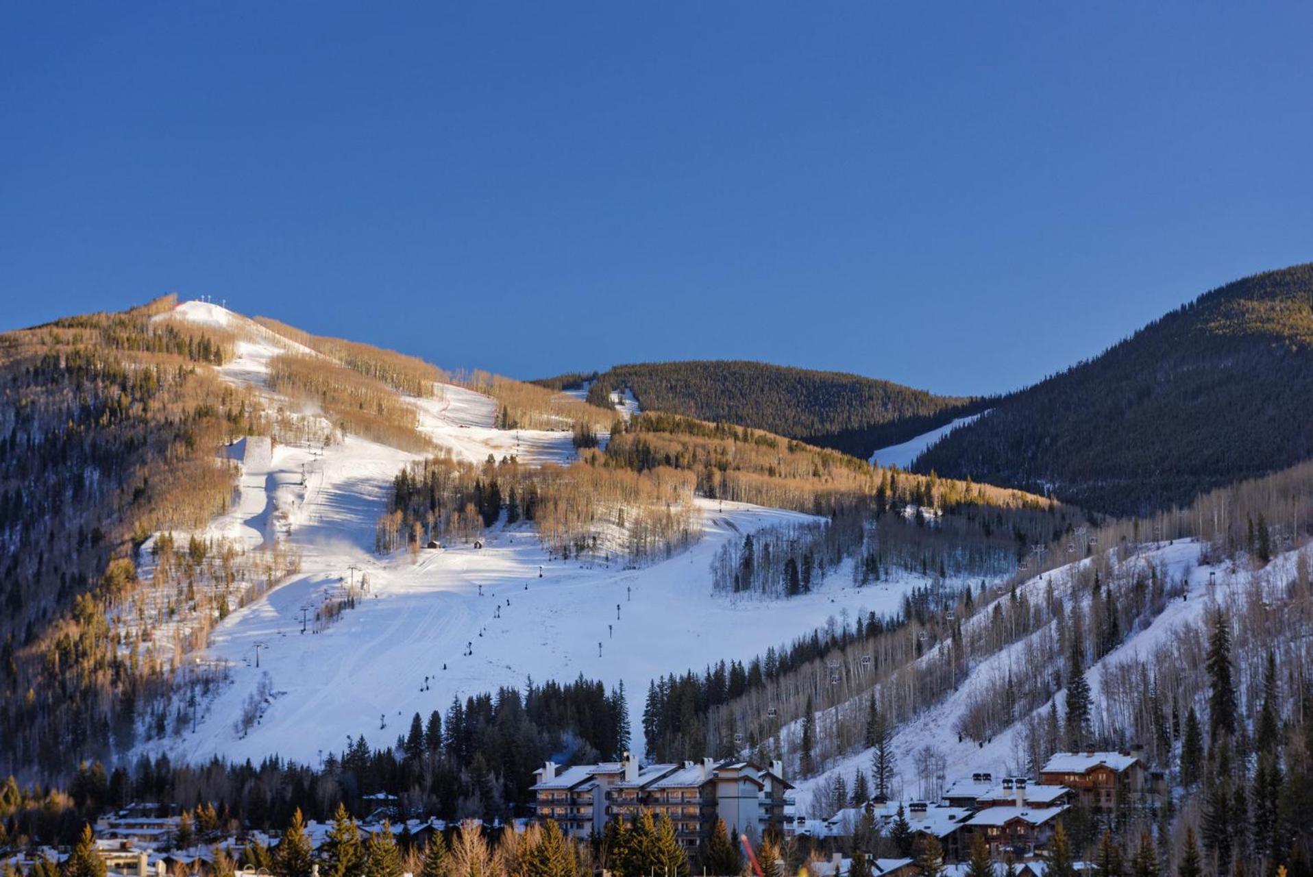 Four Seasons Resort Vail Exterior photo